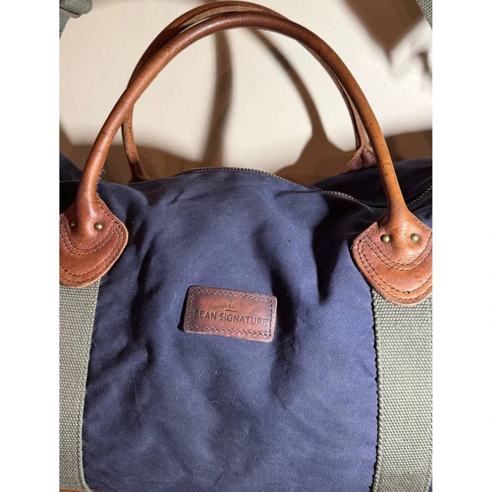 LL Bean Signature Waxed Canvas Duffle Bag Navy Blue Leather trim 22